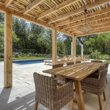 Luxurious Facing The Baie Des Canebiers Σαιν-Τροπέ