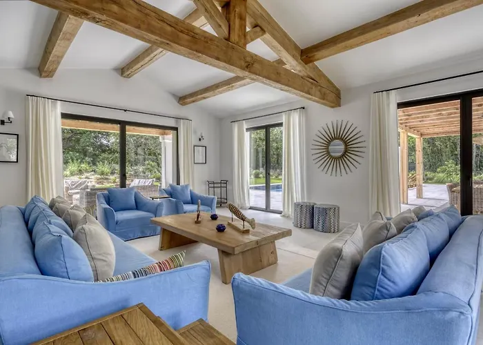 וילה Luxurious Facing The Baie Des Canebiers סן טרופז