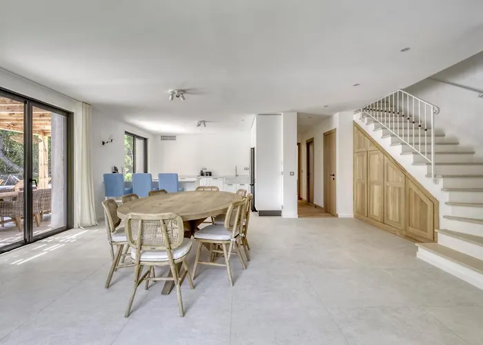 Luxurious Facing The Baie Des Canebiers * סן טרופז