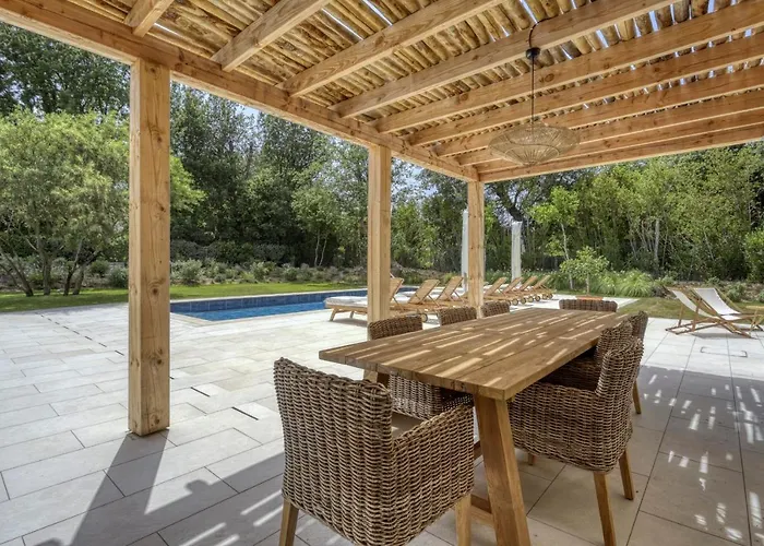 Luxurious Facing The Baie Des Canebiers Saint-Tropez